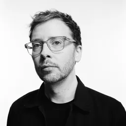 Chris Illingworth of GoGo Penguing photographed by Mark Gregson